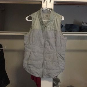 Grey north face vest